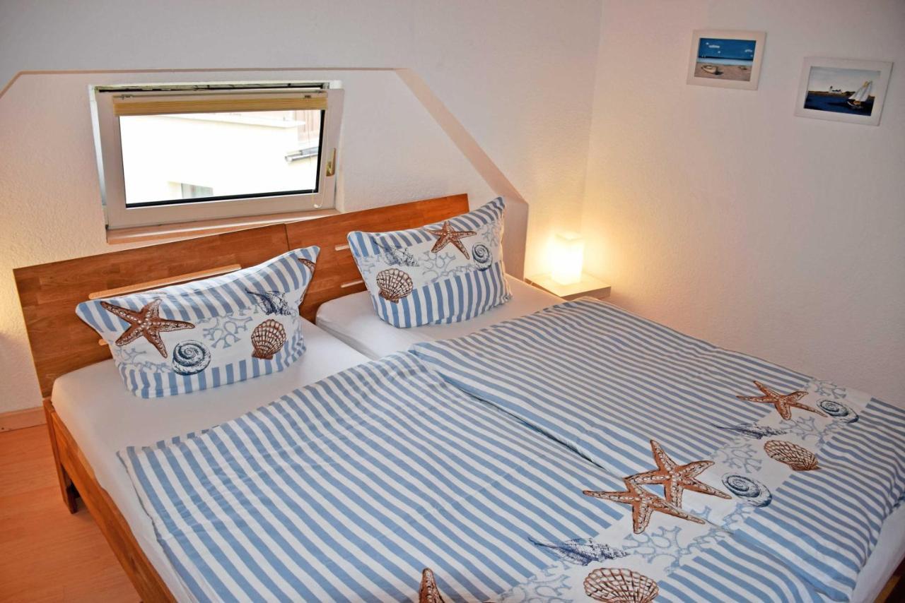 Ferienhaus Zum Hafen In Altefaehr المظهر الخارجي الصورة