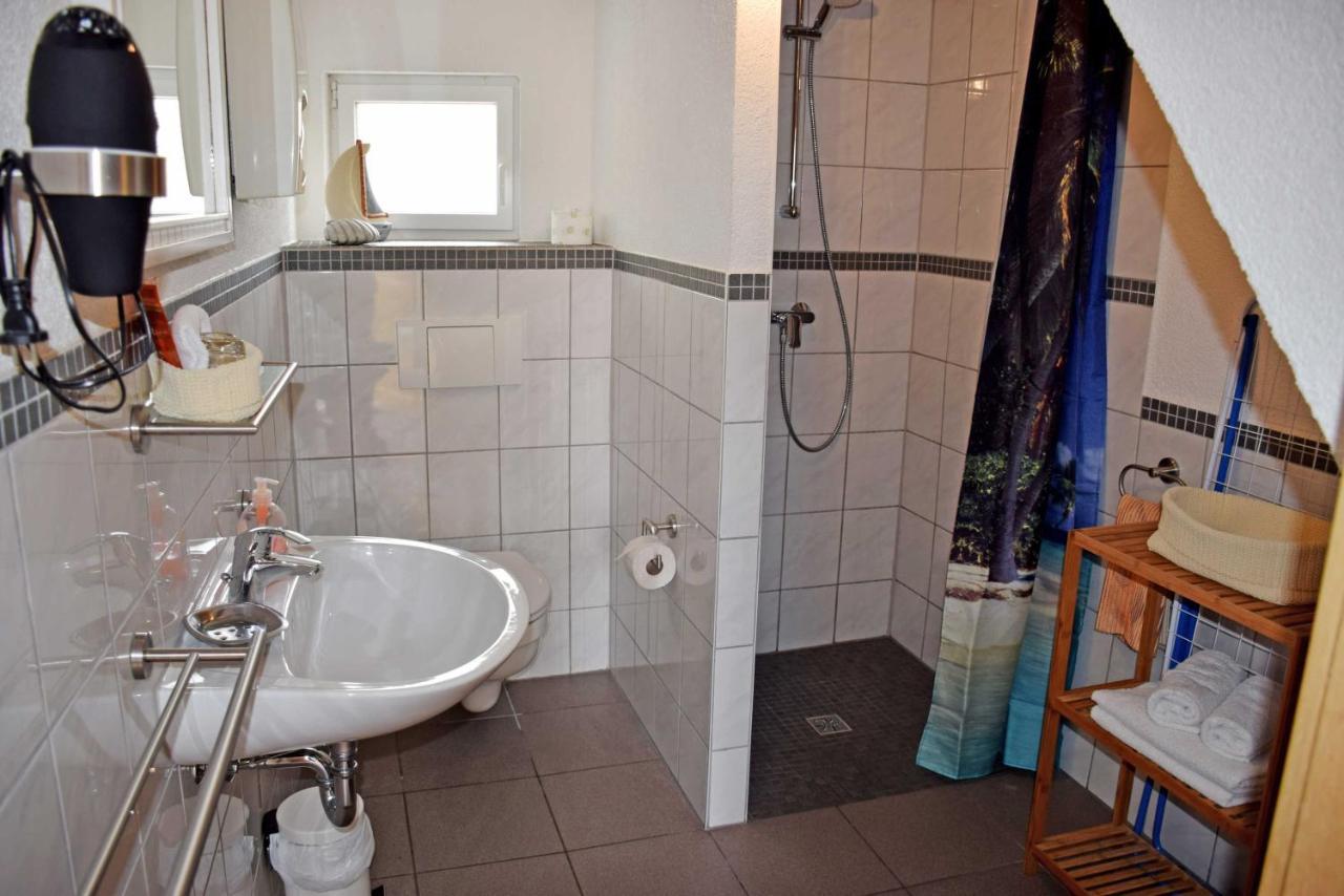 Ferienhaus Zum Hafen In Altefaehr المظهر الخارجي الصورة
